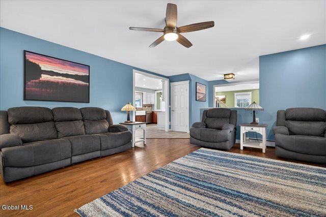 26 Ashley Drive, Clifton Park, NY 12019