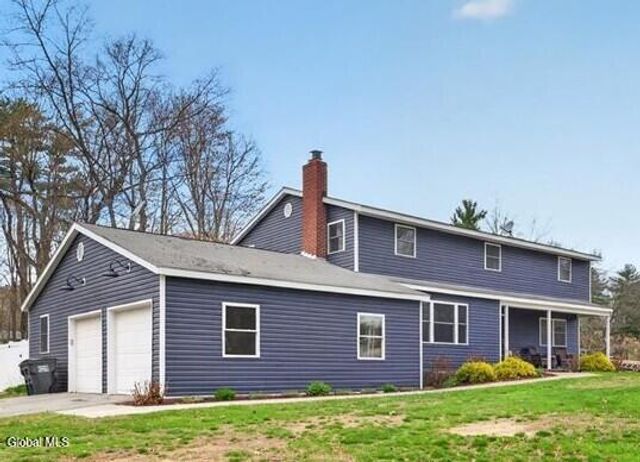 26 Ashley Drive, Clifton Park, NY 12019