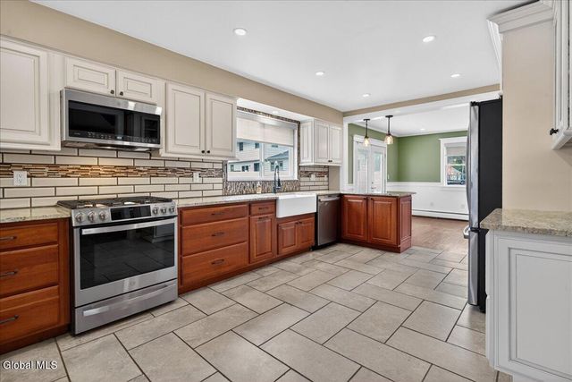 26 Ashley Drive, Clifton Park, NY 12019