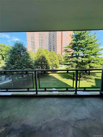 5700 Arlington Avenue 3V, Bronx, NY 10471