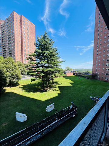 5700 Arlington Avenue 3V, Bronx, NY 10471