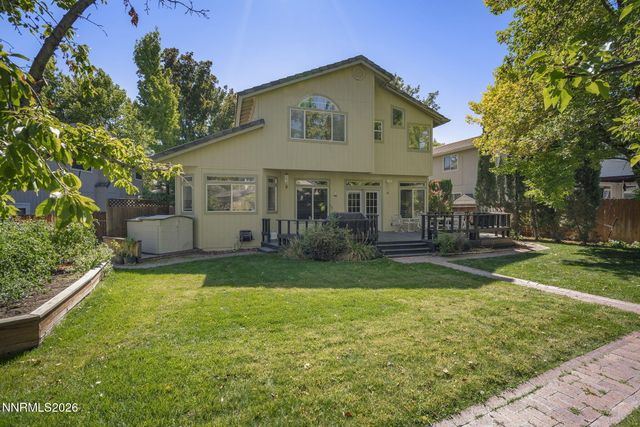3905 Falling Water Drive, Reno, NV 89519