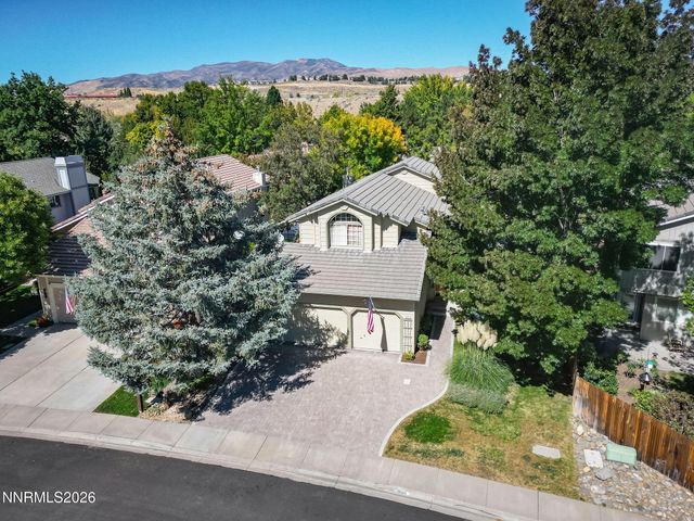 3905 Falling Water Drive, Reno, NV 89519