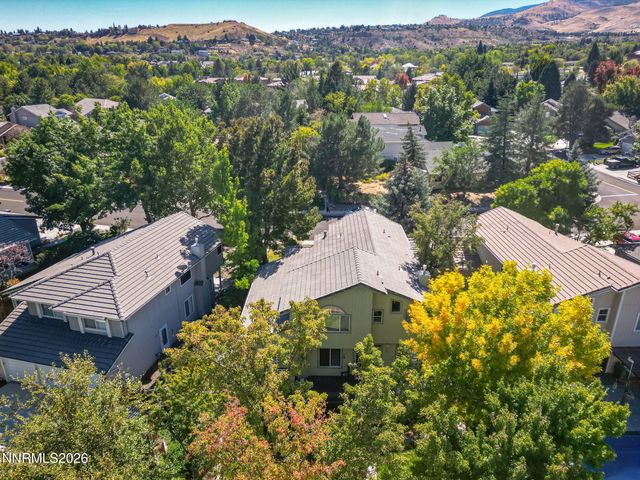 3905 Falling Water Drive, Reno, NV 89519