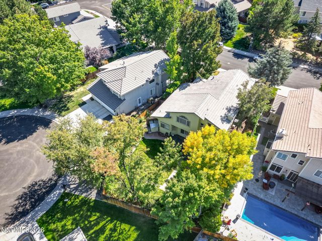 3905 Falling Water Drive, Reno, NV 89519