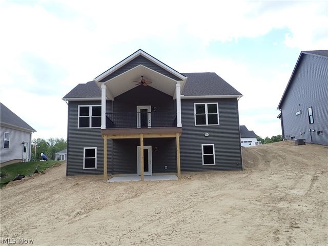 7077 Village Way Drive, Garrettsville, OH 44231