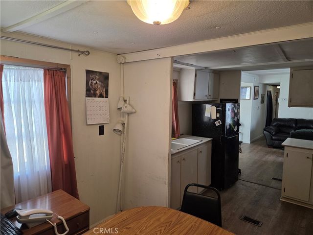 3040 Lakeview Drive, Nice, CA 95464