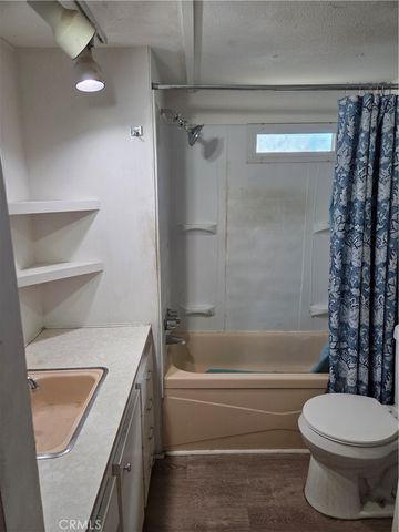 3040 Lakeview Drive, Nice, CA 95464