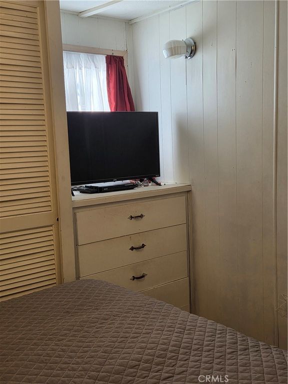 Image 6 of property listing at 3040 Lakeview Drive, Nice, CA 95464