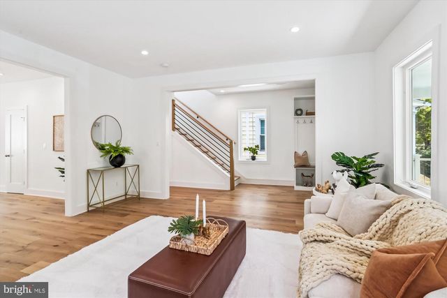 1341 INGRAHAM ST NW, Washington, DC 20011