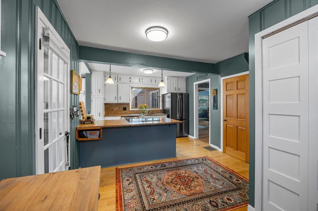 5441 Ridgeway Street, White Bear Twp, MN 55110