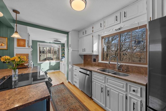 5441 Ridgeway Street, White Bear Twp, MN 55110