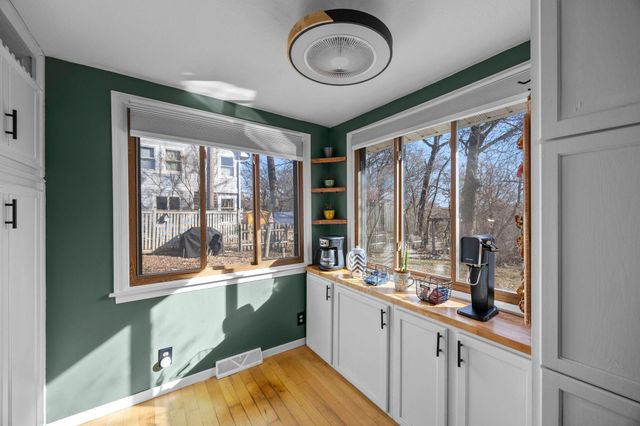 5441 Ridgeway Street, White Bear Twp, MN 55110