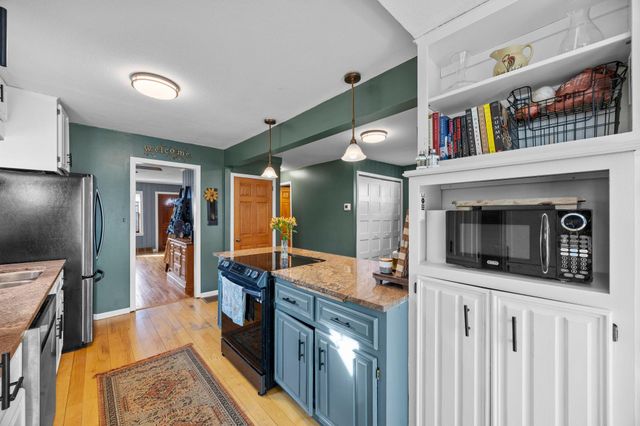 5441 Ridgeway Street, White Bear Twp, MN 55110