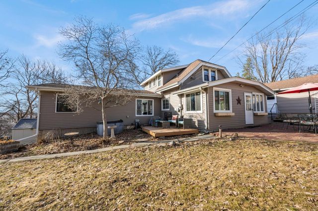 5441 Ridgeway Street, White Bear Twp, MN 55110