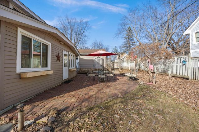 5441 Ridgeway Street, White Bear Twp, MN 55110