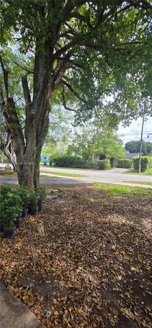 2619 Arthur St 2, Hollywood, FL 33020