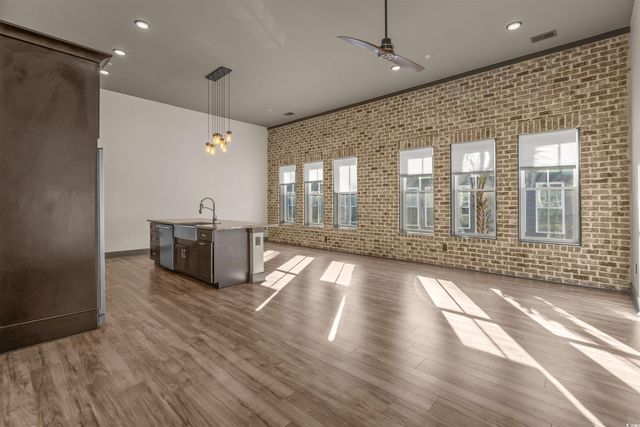 80 Shady Oak Ln., Murrells Inlet, SC 29576