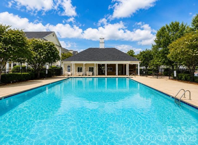 2049 Flushing Court, Charlotte, NC 28215