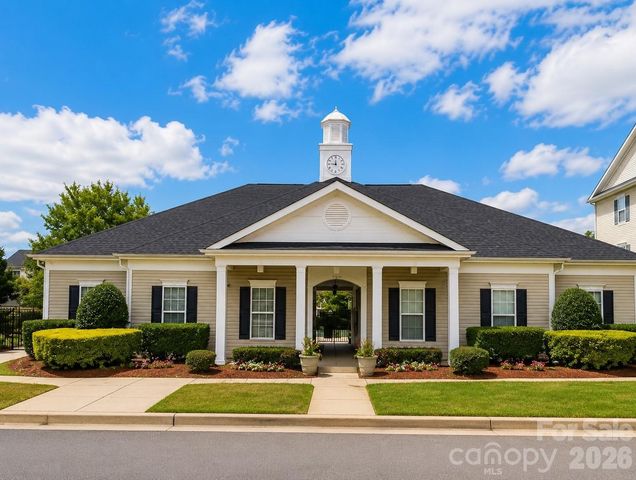 2049 Flushing Court, Charlotte, NC 28215