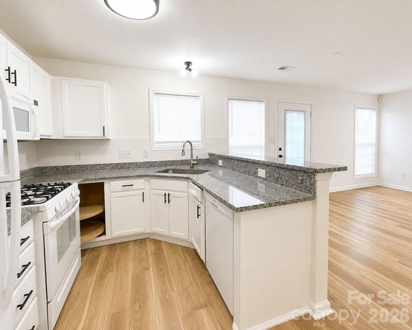 2049 Flushing Court, Charlotte, NC 28215