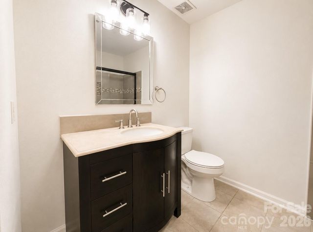 2049 Flushing Court, Charlotte, NC 28215