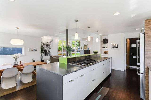 2199 Pinehurst Avenue, Saint Paul, MN 55116