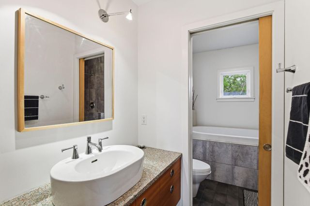 2199 Pinehurst Avenue, Saint Paul, MN 55116