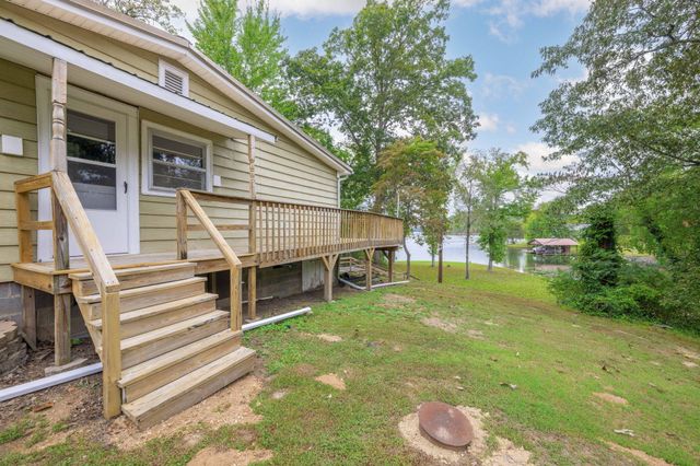 304 Blue Springs Circle, Ten Mile, TN 37880