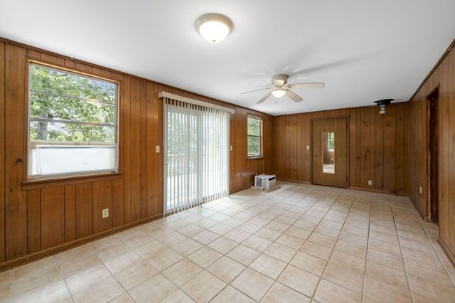 304 Blue Springs Circle, Ten Mile, TN 37880