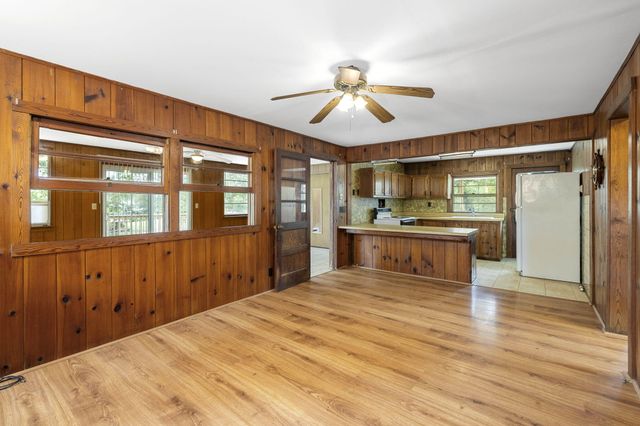 304 Blue Springs Circle, Ten Mile, TN 37880