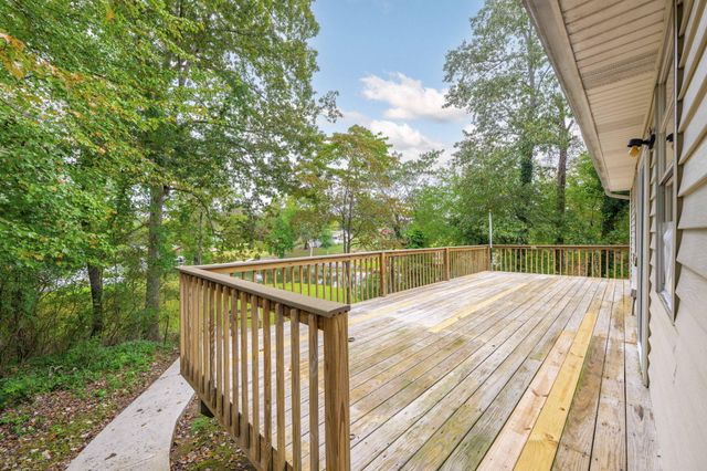 304 Blue Springs Circle, Ten Mile, TN 37880