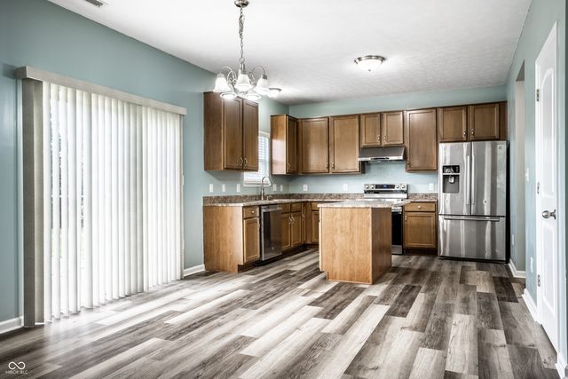 12435 Schoolhouse Road, Fishers, IN 46037