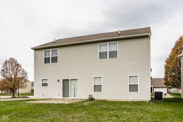 12435 Schoolhouse Road, Fishers, IN 46037