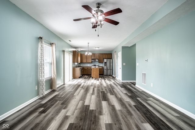 12435 Schoolhouse Road, Fishers, IN 46037