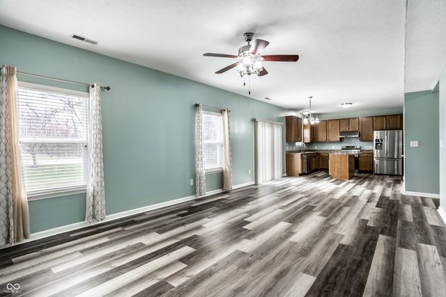 12435 Schoolhouse Road, Fishers, IN 46037