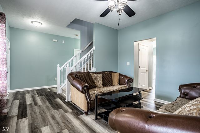 12435 Schoolhouse Road, Fishers, IN 46037