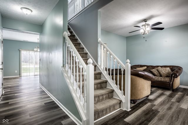 12435 Schoolhouse Road, Fishers, IN 46037