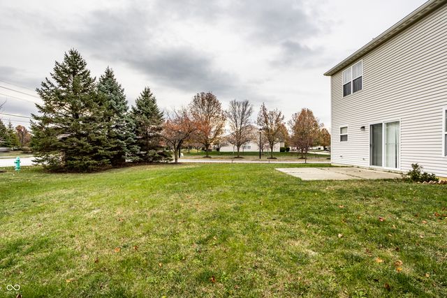 12435 Schoolhouse Road, Fishers, IN 46037