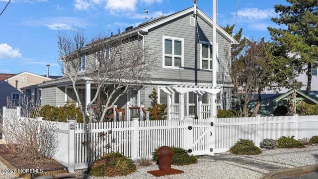 106 Surf Drive, South Seaside Park, NJ 08752