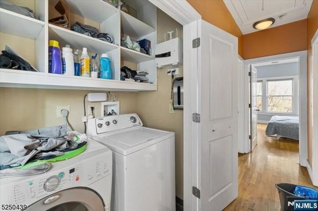 54-56 Oriental 2, Newark, NJ 07104