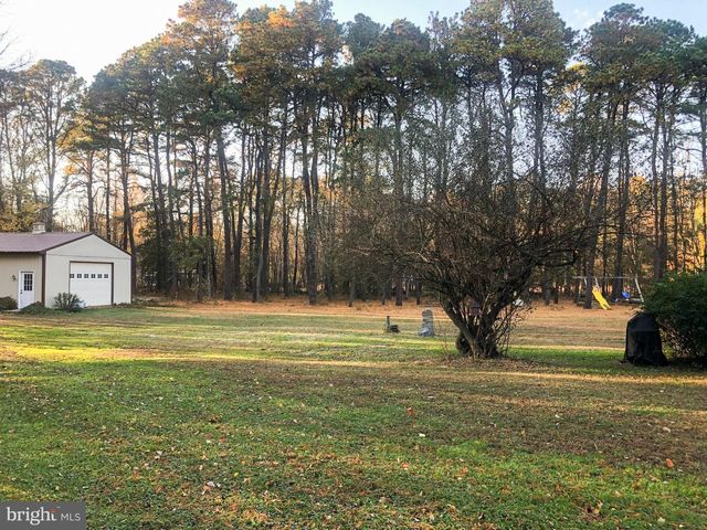 405 NEW RD, Southampton, NJ 08088