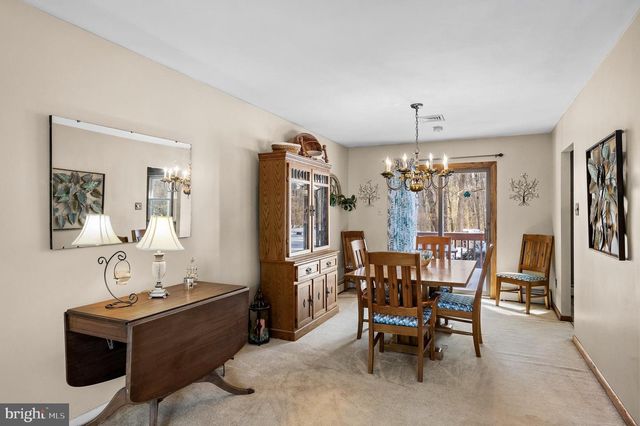 405 NEW RD, Southampton, NJ 08088