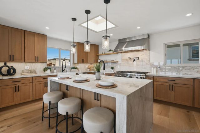 4484 Long Branch Avenue, San Diego, CA 92107