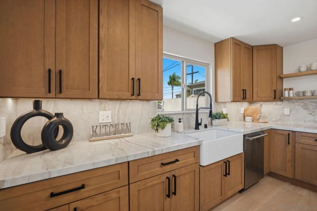 4484 Long Branch Avenue, San Diego, CA 92107