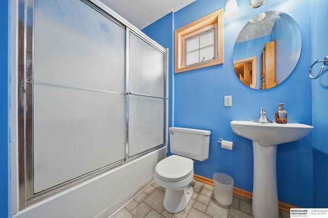 1801 Van Dorn Street, Lincoln, NE 68502