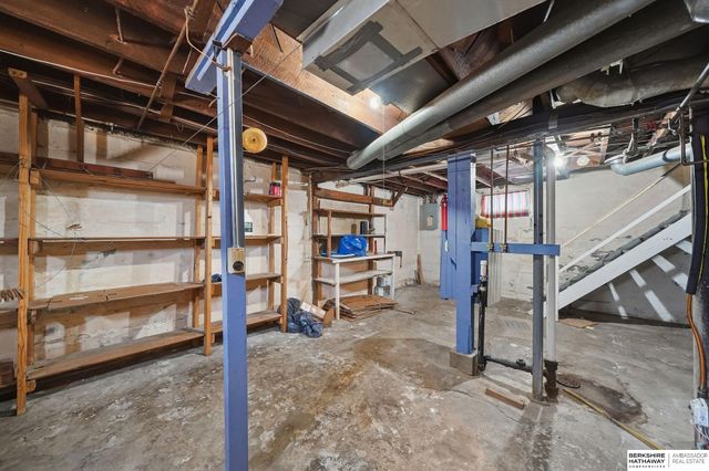 1801 Van Dorn Street, Lincoln, NE 68502