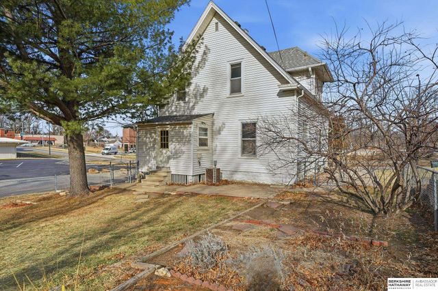 1801 Van Dorn Street, Lincoln, NE 68502