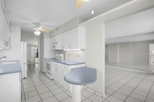 3400 N Ocean Drive 705, Singer Island, FL 33404