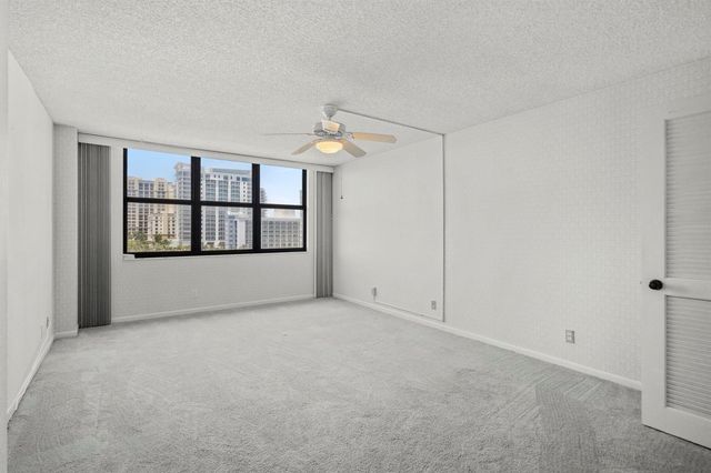 3400 N Ocean Drive 705, Singer Island, FL 33404